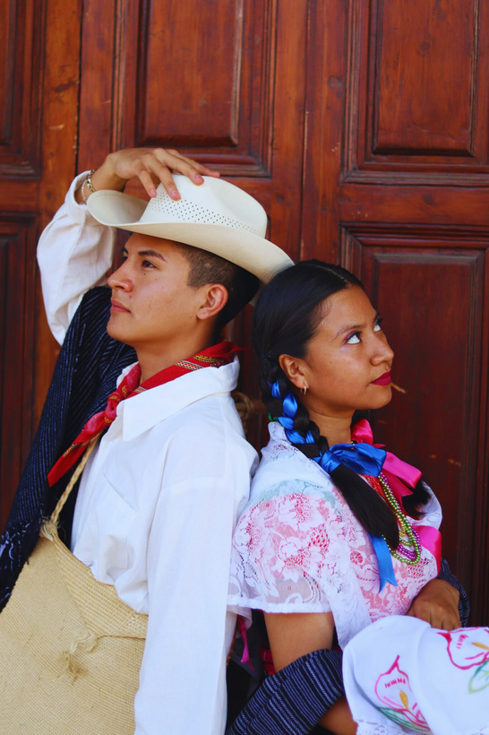 People in traditional Salvadoran clothing